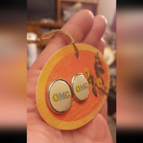 Cream silver snarky acronym OMG graphics Handmade round stud earrings NWT - Picture 7 of 16